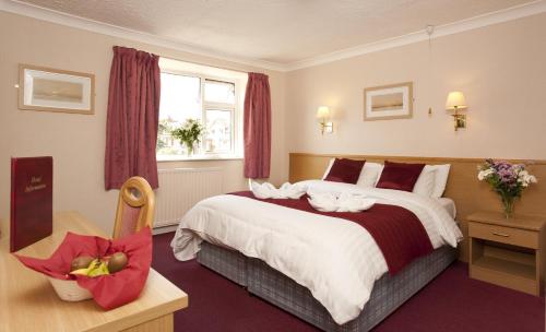 Denewood Hotel - image 2