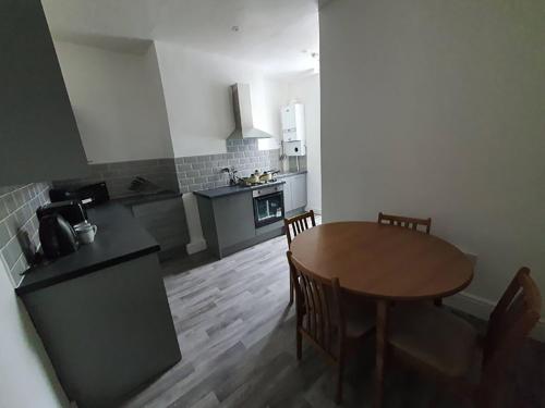 Double Bed L1 Burnley City Centre in Бернлі