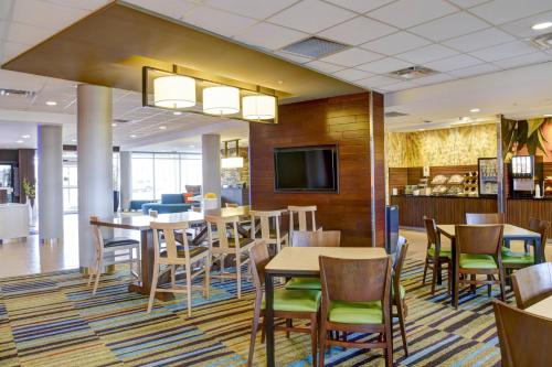 Fairfield Inn & Suites by Marriott Rochester Mayo Clinic Area/Saint Marys