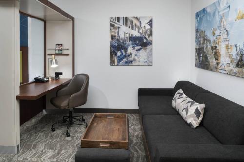 King Suite with Sofa Bed