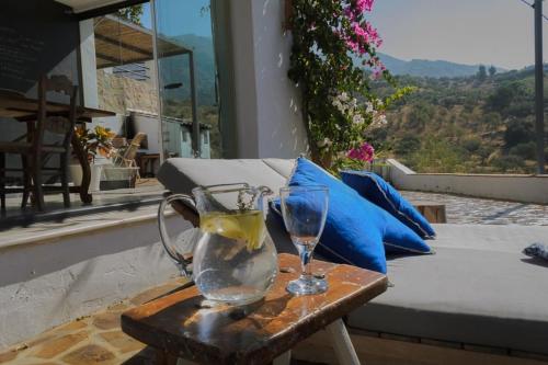 Mountain retreat Casa Alzaytun.