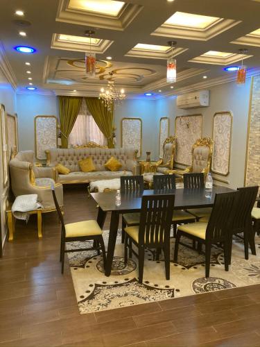 فلة مفروشة بالكامل العزيزية الخبر