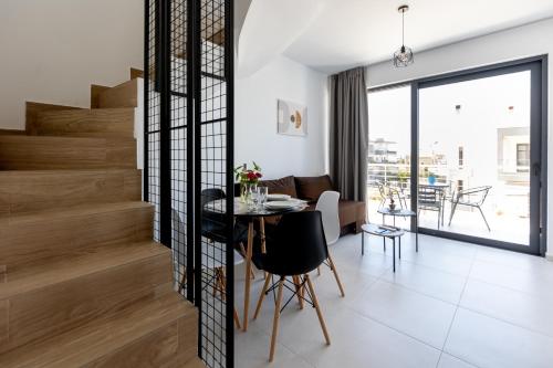 Pagani Blue - Luxury Maisonette B2 in Pharae