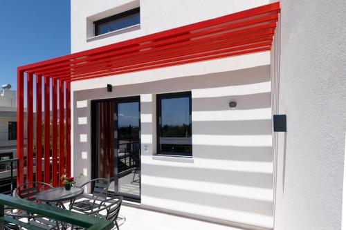 Pagani Blue - Luxury Maisonette B3 in Pharae