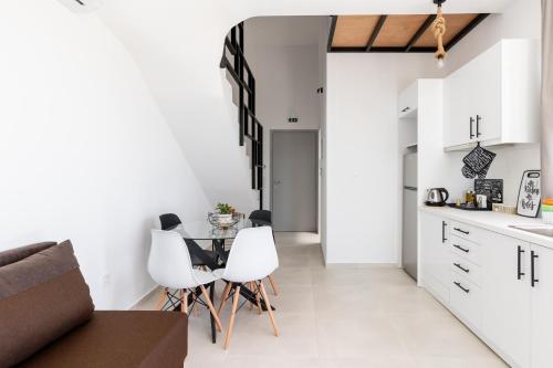Pagani Blue - Luxury Maisonette B3 in Pharae
