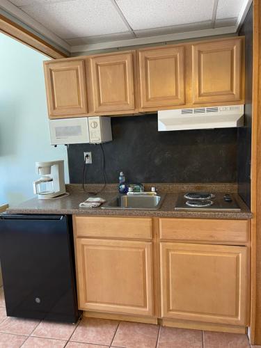 Barcelona Motel – Wildwood Crest, NJ