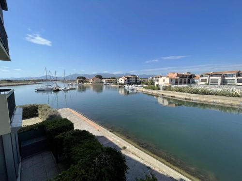 Studio avec Piscine, Clim, Parking et Proche Plage à St Cyprien - FR-1-225D-181 Studio avec Piscine, Clim, Parking et Proche Plage à St Cyprien - FR-1-225D-181