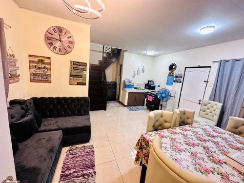 مطبخ, Prestige 3 Bedroom near Malls & Airport in Davao in كابانتيان