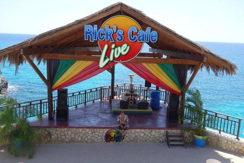 Seashore Vacation Home, Oceanpointe, Lucea, Jamaica