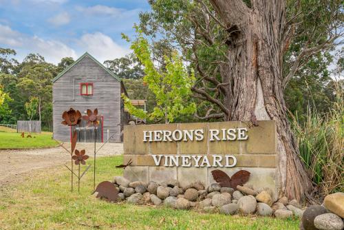 Herons Rise Vineyard Accommodation