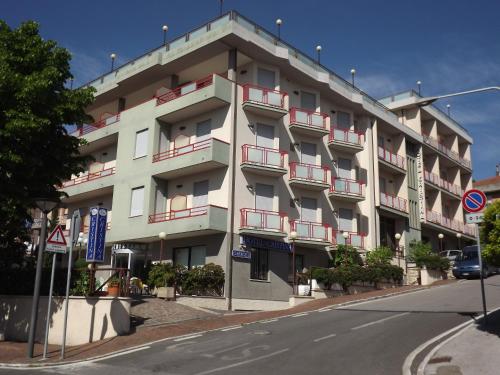 . Hotel Cristina