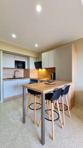 Apartment 4 guests with access to the beachFrejus in Frejus Plage