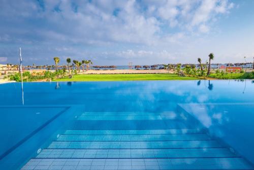 Caesar Bay Resort - Marsa Matruh