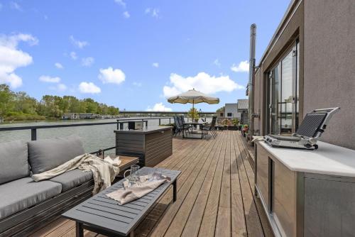 THE ROOT your charming floating home, Bratislava (fotografie 2)