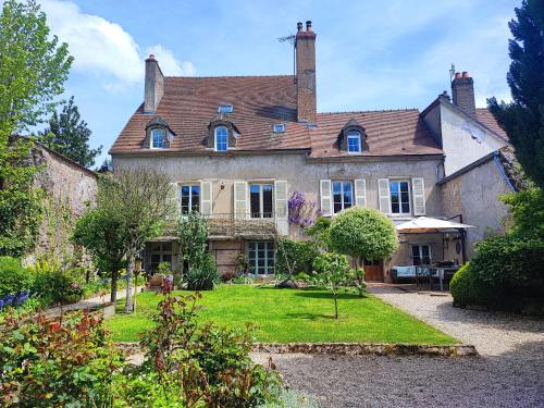 B&B Saulieu - Les Suites - Saulieu - Bed and Breakfast Saulieu