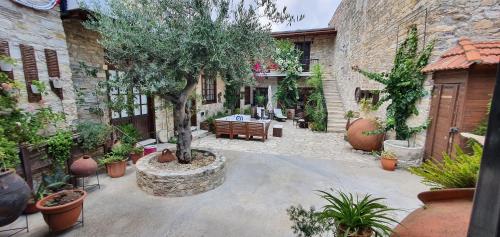 Bougainvillea House Lefkara