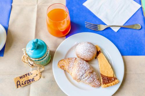 Hotel Airone - image 2