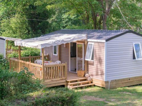 Camping Country Park Crecy La Chapelle - Site Officiel - Next to Disneyland Paris in Crecy-la-Chapelle