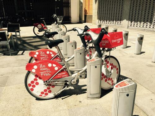 Oasis Backpackers' Hostel Sevilla & Coworking - image 5