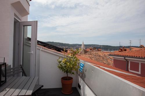 Vista exterior, Labum accommodation in Izola