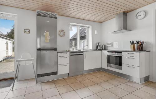 Kitchen, Holiday Home Stenbjerg Kirkevej in Stenbjerg