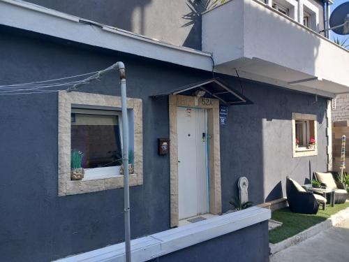 S-type apartment in the center, Split (photo 8)
