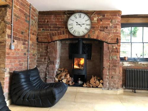 Lavish Apartment at Montpellier Gardens, Free Parking Room Type - Two-Bedroom Apartment