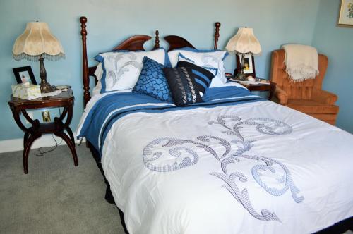 1 queen bed