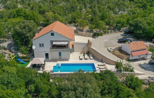 Villa Majić