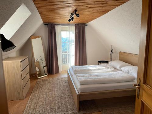 Das Winzerhaus am Grassnitzberg in Шпільфельд