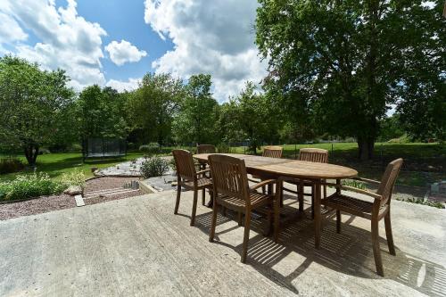 La Méridienne - Piscine chauffée - Terrasse - Parc