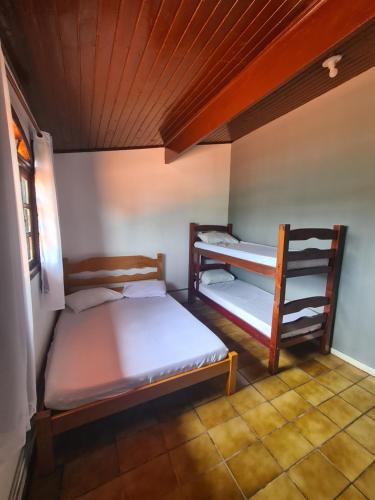 1 double bed