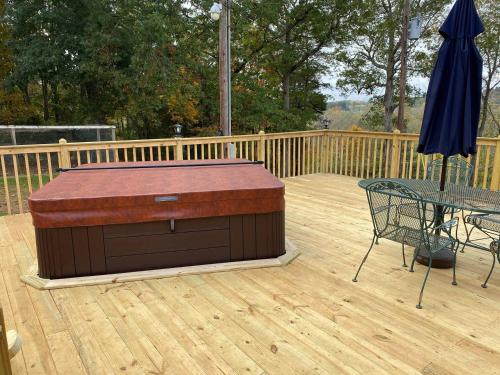 Beautiful Room Just Waiting for You! in Etowah, USA