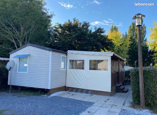 3 bedrooms, 6 beds