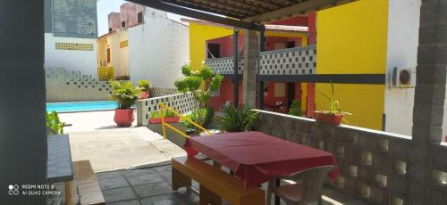 Flats no FORTE 200m praia ar piscinas portaria 24H