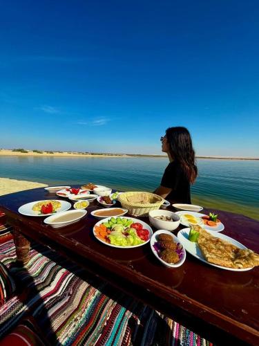 Tache By The Lake in Faiyum