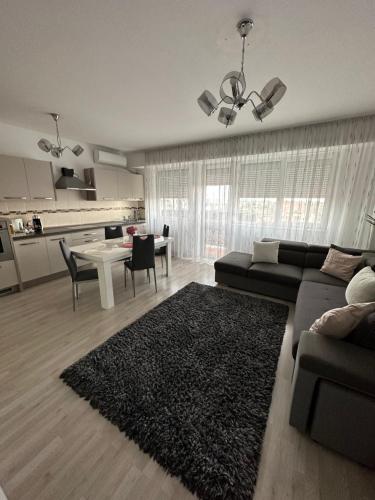B&B Oradea - Class DeLuxe Apartments - Bed and Breakfast Oradea