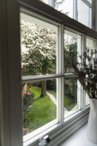 Kert, Entire cottage & private garden in Scorton in Bowlandi Erdő  - Scorton