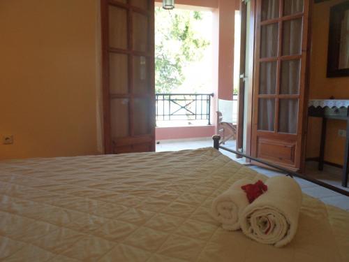 1 double bed