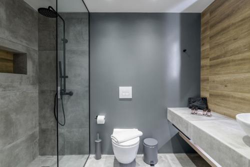 Acropolis Magenta Luxury Suites - image 3