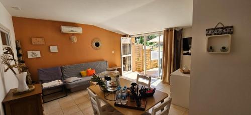 Appartement T2 avec piscine aux portes de la plage de Cupabia - Location saisonnière - Serra-di-Ferro