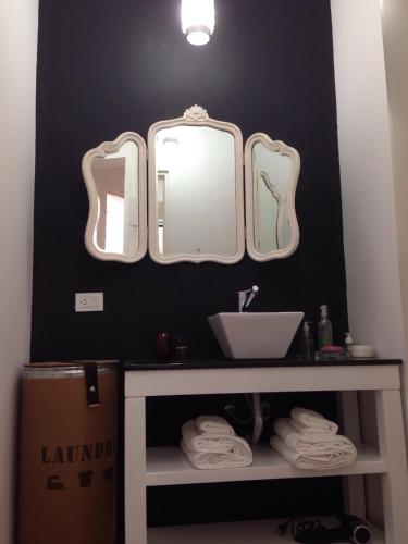 Bathroom, Casa Ba Haus in Puerto Piramides