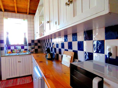 ห้องครัว, Casa do Guardiao in กันเดลาเรีย