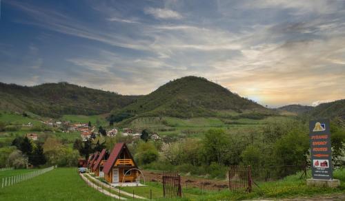 Pyramid Energy House - image 10