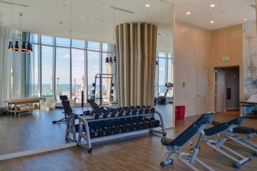 Modern Condo Easy Access to the Beach at Hollywood in Hollywood, USA