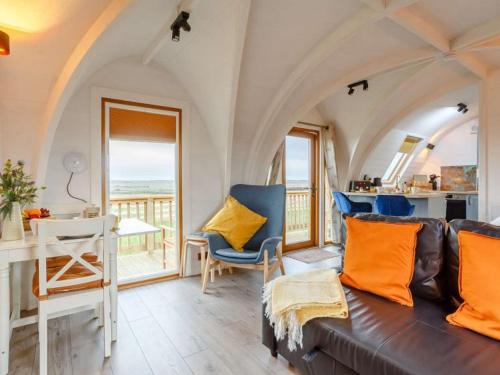 Caithness View Luxury Farm Lodges and BBQ Huts in Thurso