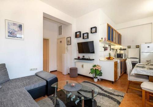 One-Bedroom Apartment with Terrace