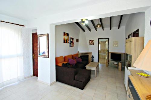 Cometa-86 - villa with private pool close to the beach in Calpe - image 2