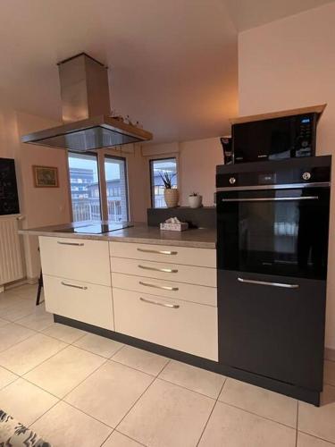Spacious & cosy flat, Massy (zdjęcie 8)
