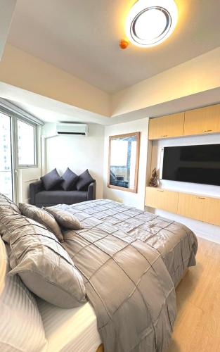 Modern Bali of Azure North